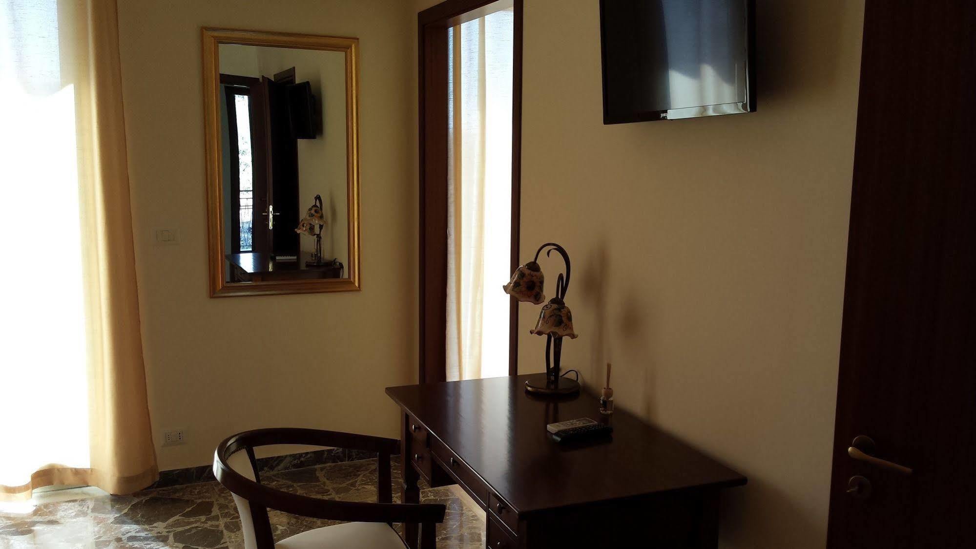 B&B Capo Sant'Alessio SantʼAlessio Siculo Buitenkant foto